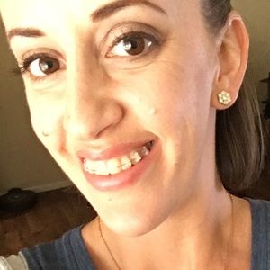 Meet your Posher, Kari